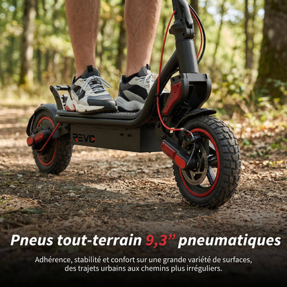 Trottinette Électrique REVO Pulse – 750 W – Autonomie 45 km – Batterie 48 V 14 Ah – Pneus 9,3" – 4 Modes