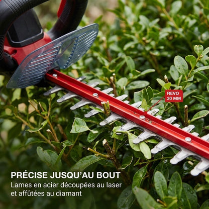 Taille-Haie Électrique REVO Blade 67 – 700 W – Lame 71 cm – Coupe 67 cm – Écartement 30 mm – Poignée Pivotante